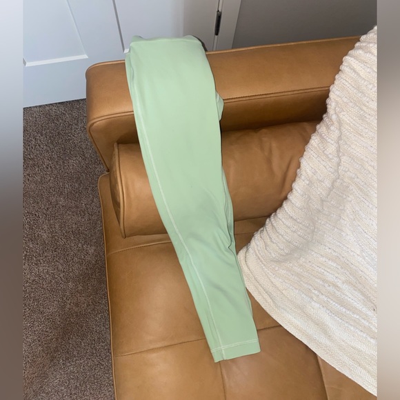 lululemon align legging - Picture 3 of 3